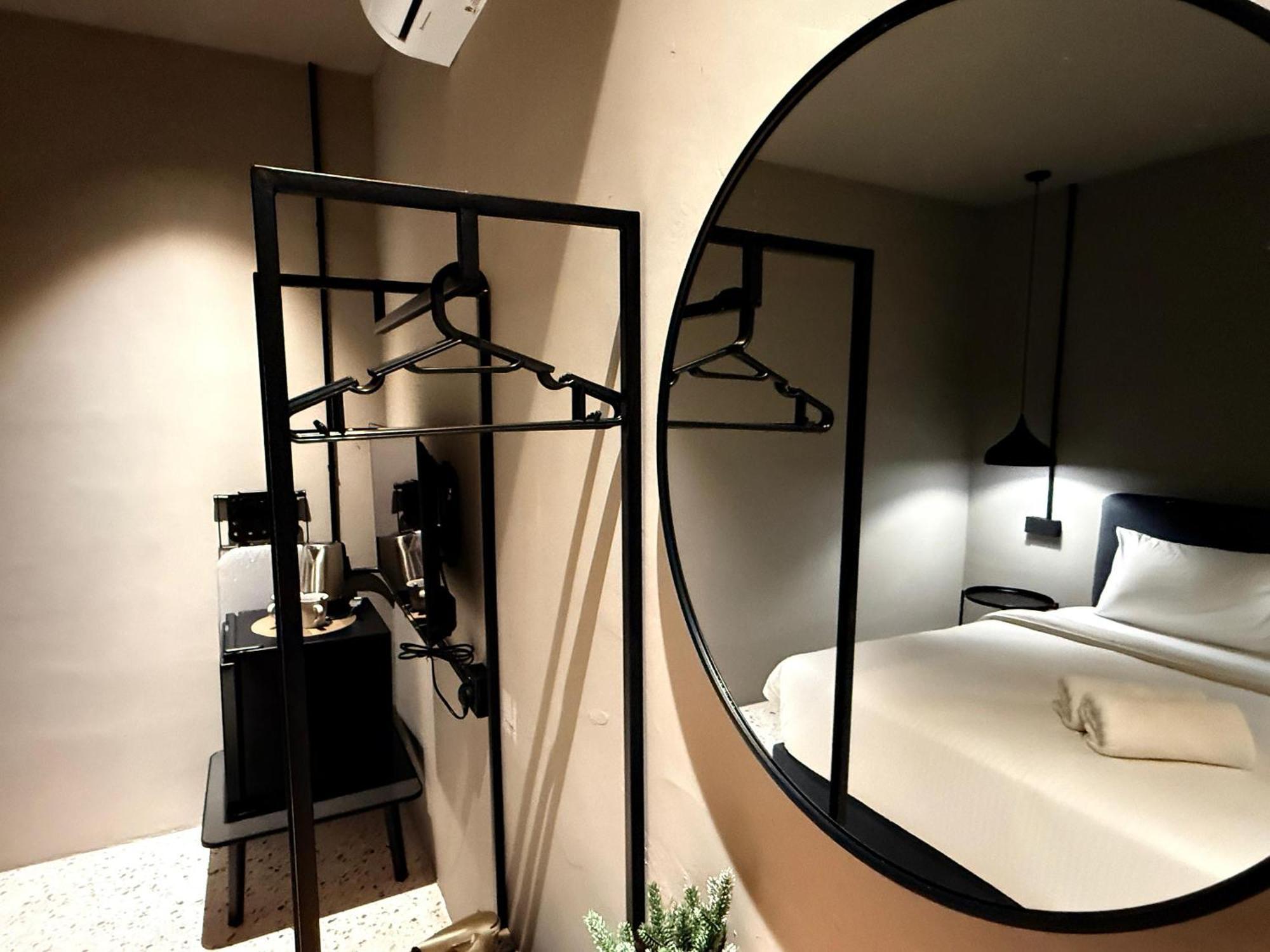 M2 Living Townhouse In Penginapan