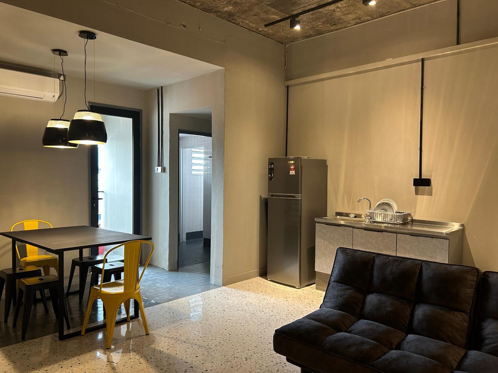 Penginapan M2 Living Townhouse In *