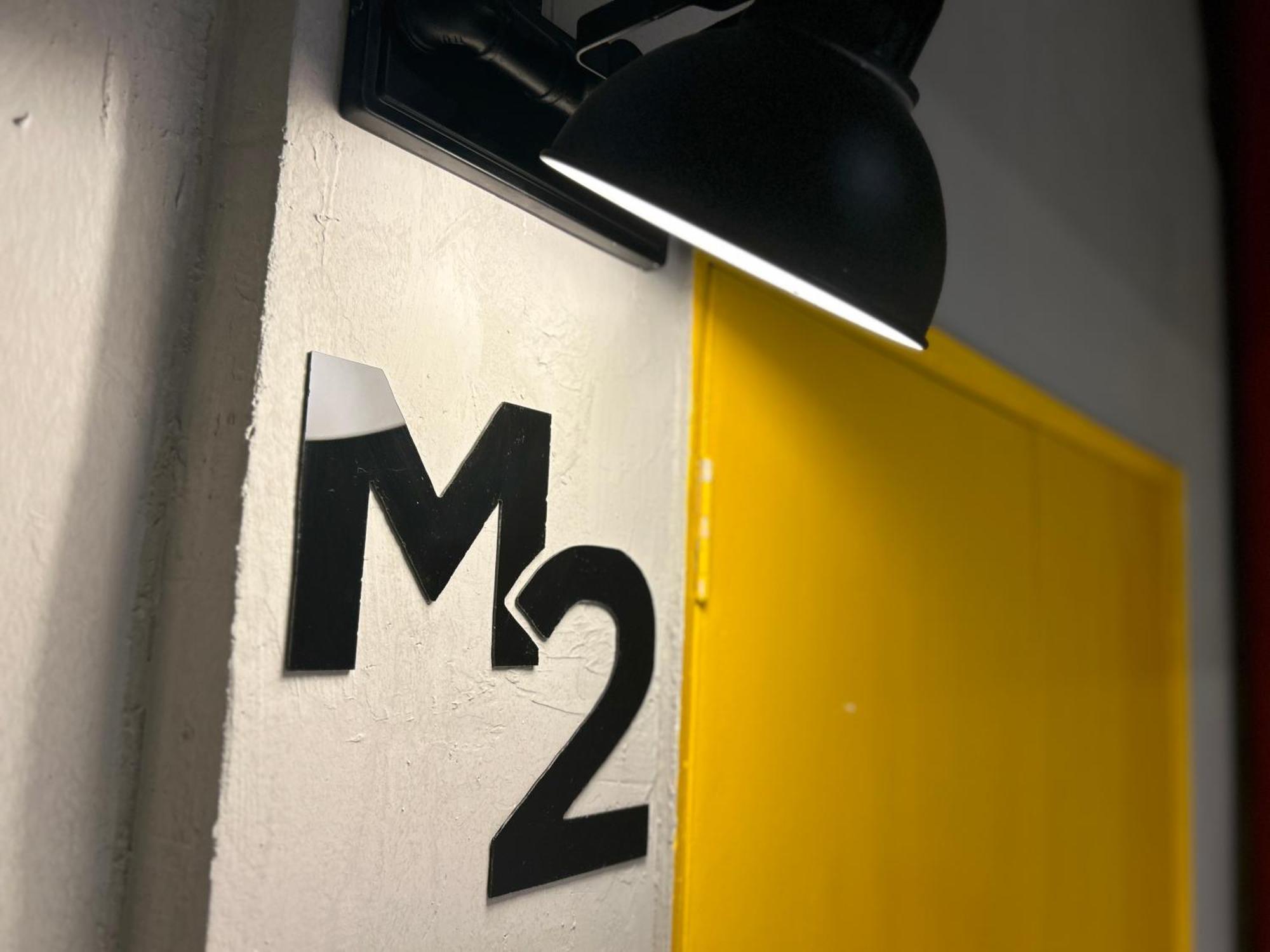 M2 Living Townhouse In Penginapan *