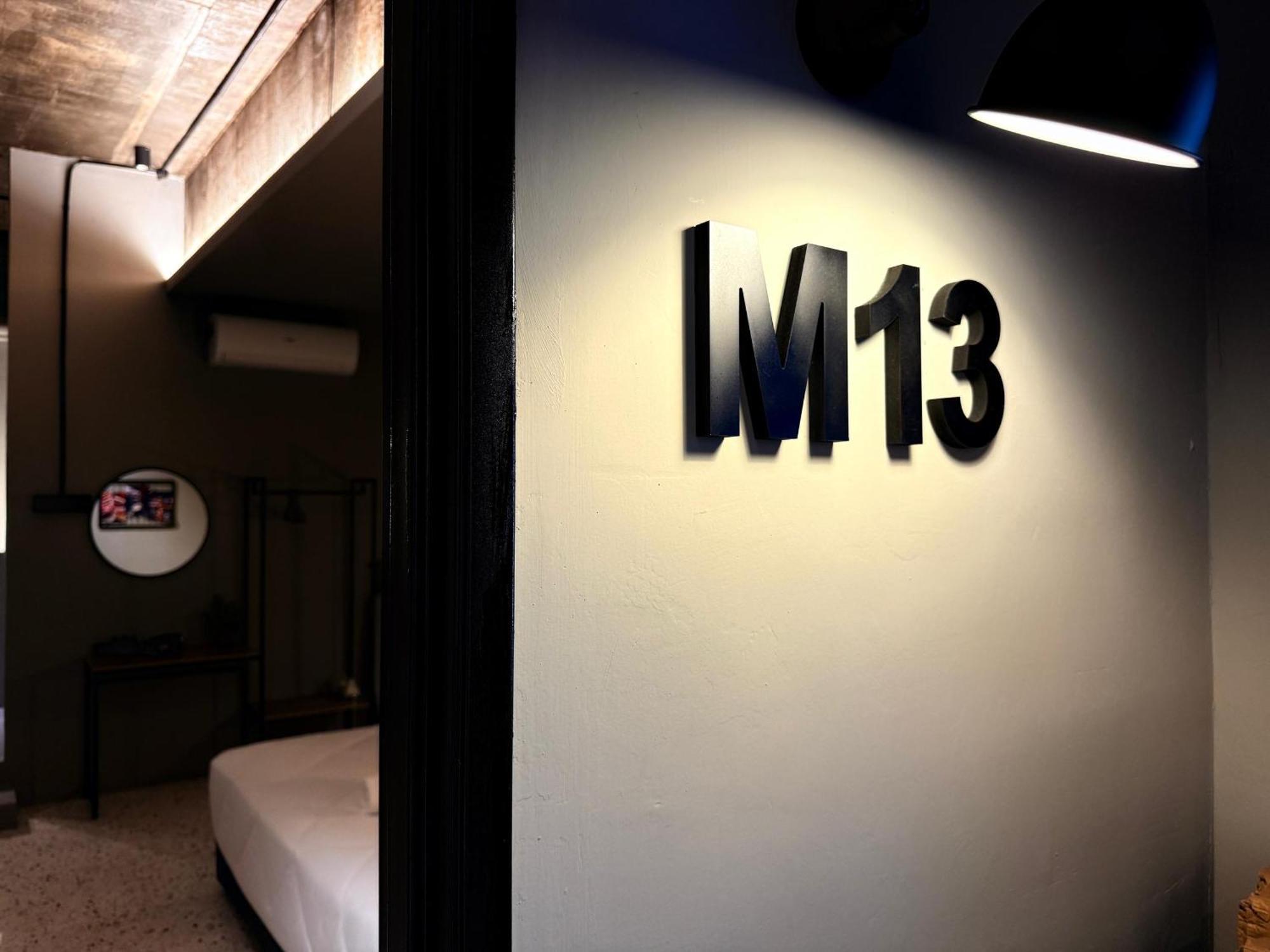 M2 Living Townhouse In Penginapan *